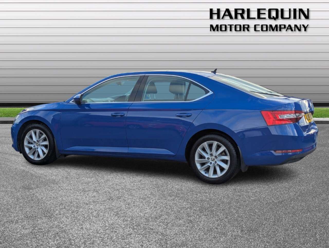 2019 SKODA SUPERB 2019 SKODA SUPERB