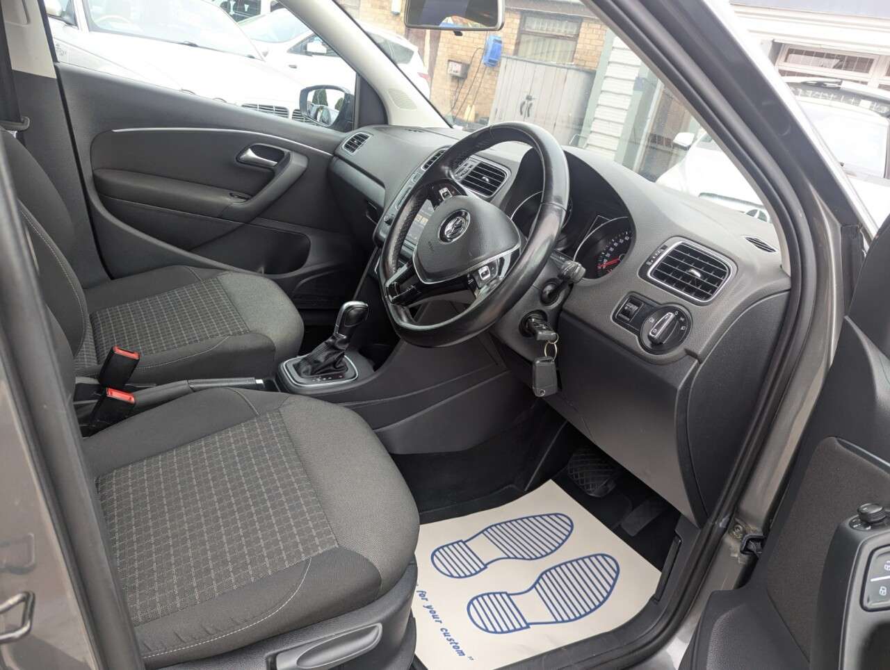 2015 VOLKSWAGEN POLO 2015 VOLKSWAGEN POLO