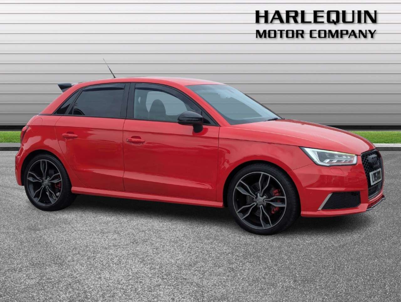 2015 AUDI S1 2015 AUDI S1
