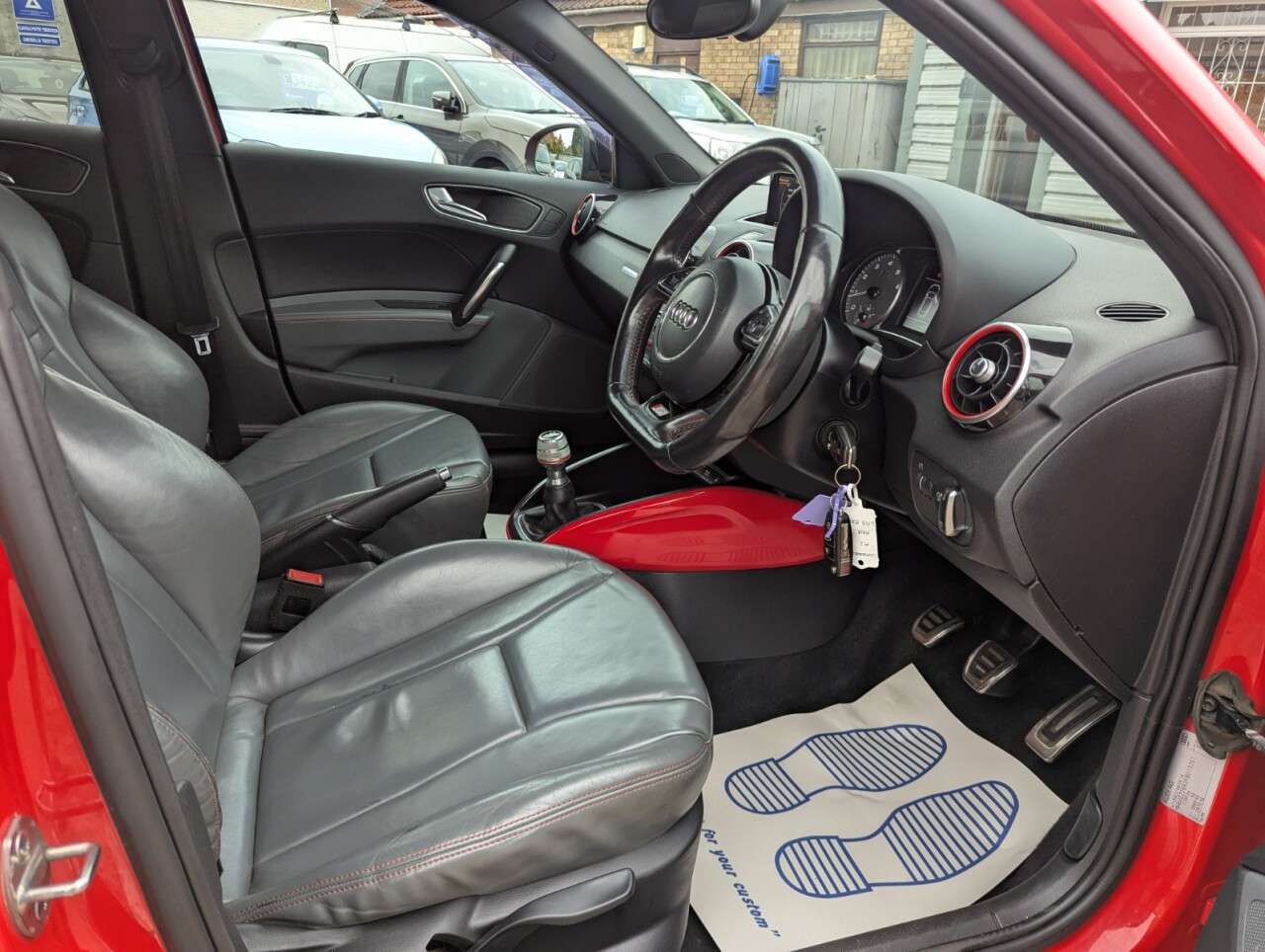 A 2015 AUDI S1 2.0 TFSI Sportback 5dr Petrol Manual quattro Euro 6 (s/s) (231 ps) SERVICE A 2015 AUDI S1 2.0 TFSI Sportback 5dr Petrol Manual quattro Euro 6 (s/s) (231 ps) SERVICE