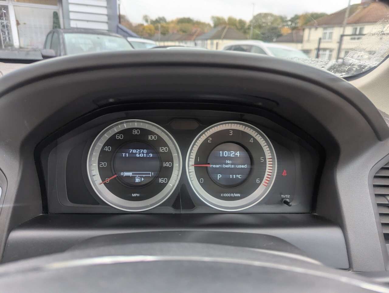 2011 VOLVO XC60 2011 VOLVO XC60