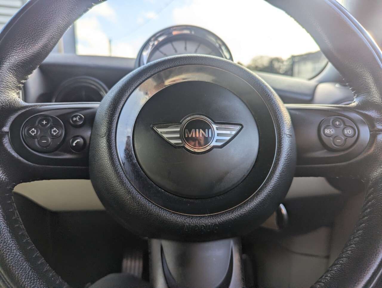 2011 MINI HATCH 2011 MINI HATCH