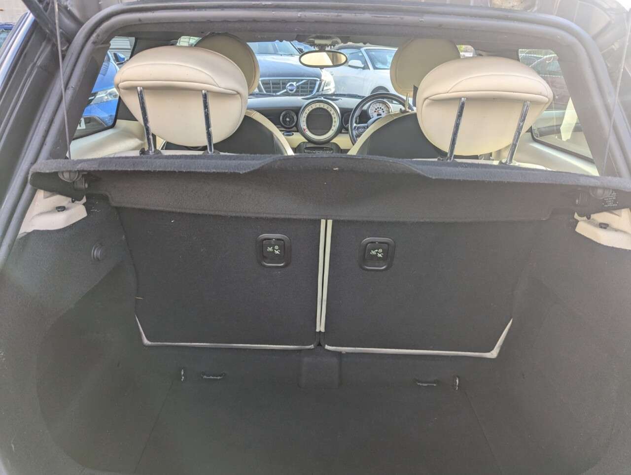 2011 MINI HATCH 2011 MINI HATCH