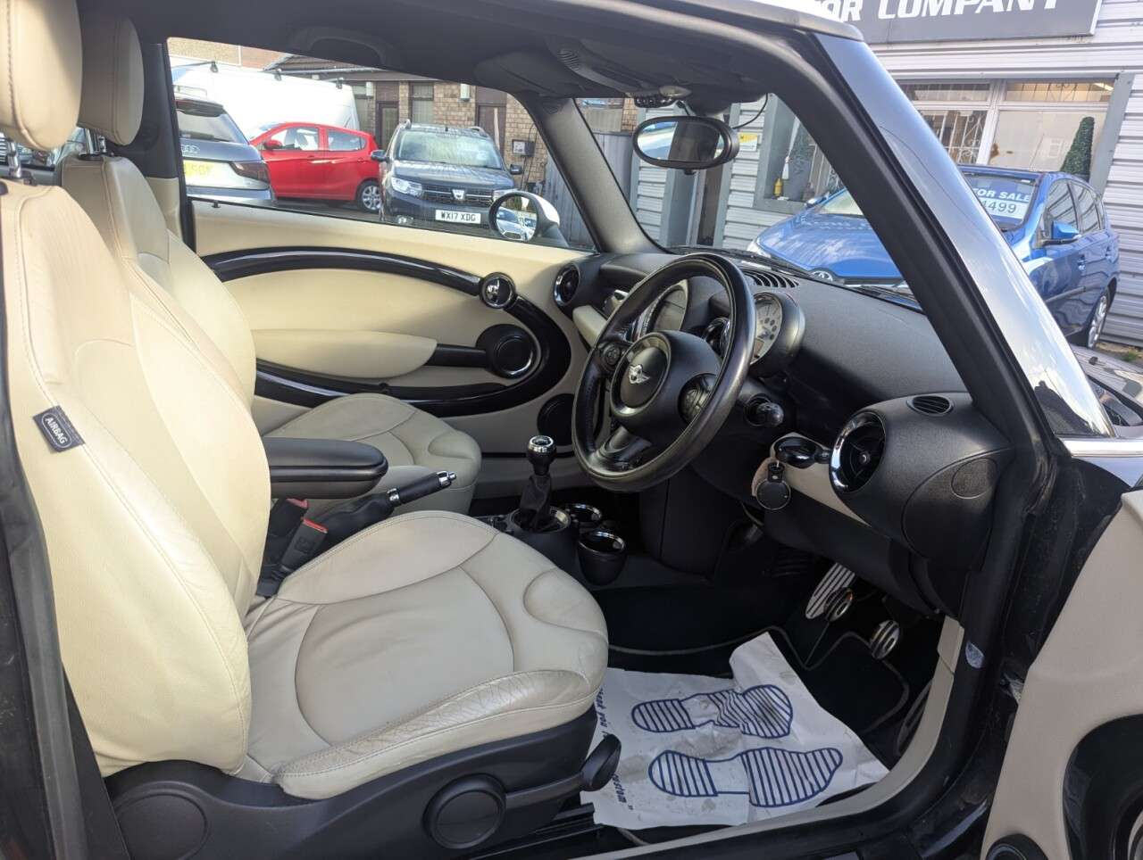 2011 MINI HATCH 2011 MINI HATCH