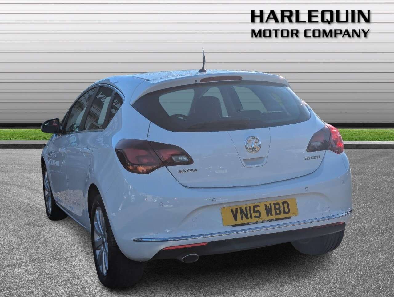 A 2015 VAUXHALL ASTRA 2.0 CDTi ecoFLEX Elite Hatchback 5dr Diesel Manual Euro 5 (s/s) (160 ps) FU A 2015 VAUXHALL ASTRA 2.0 CDTi ecoFLEX Elite Hatchback 5dr Diesel Manual Euro 5 (s/s) (160 ps) FU