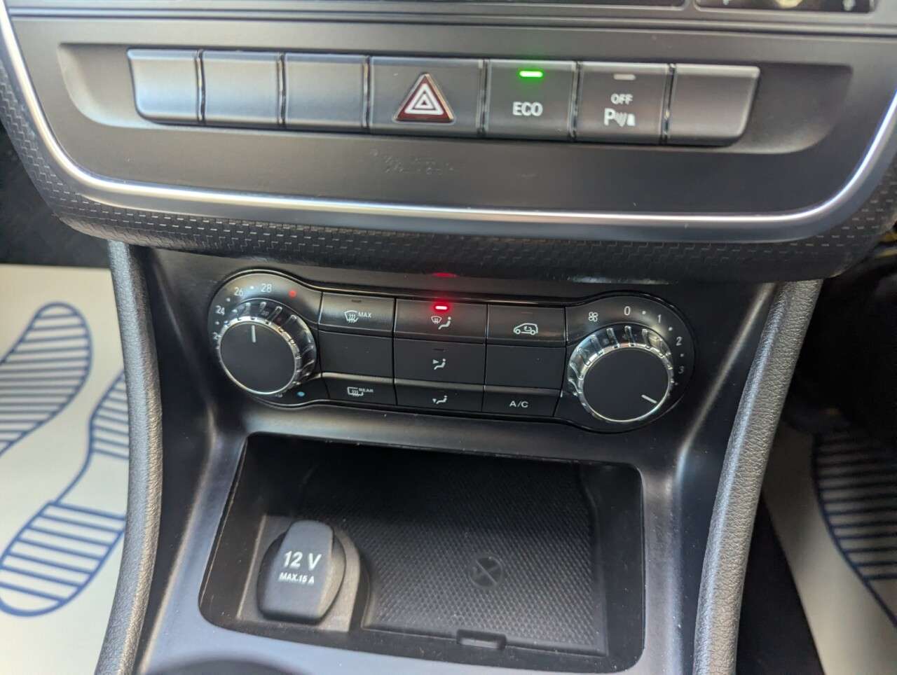 2013 MERCEDES-BENZ A-CLASS 2013 MERCEDES-BENZ A-CLASS