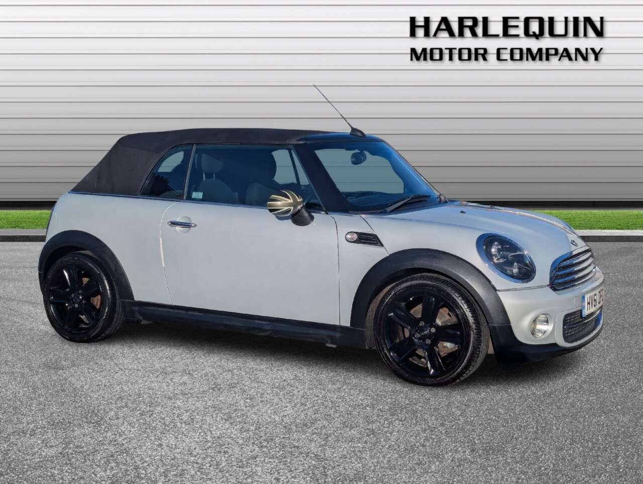 2011 MINI CONVERTIBLE 2011 MINI CONVERTIBLE