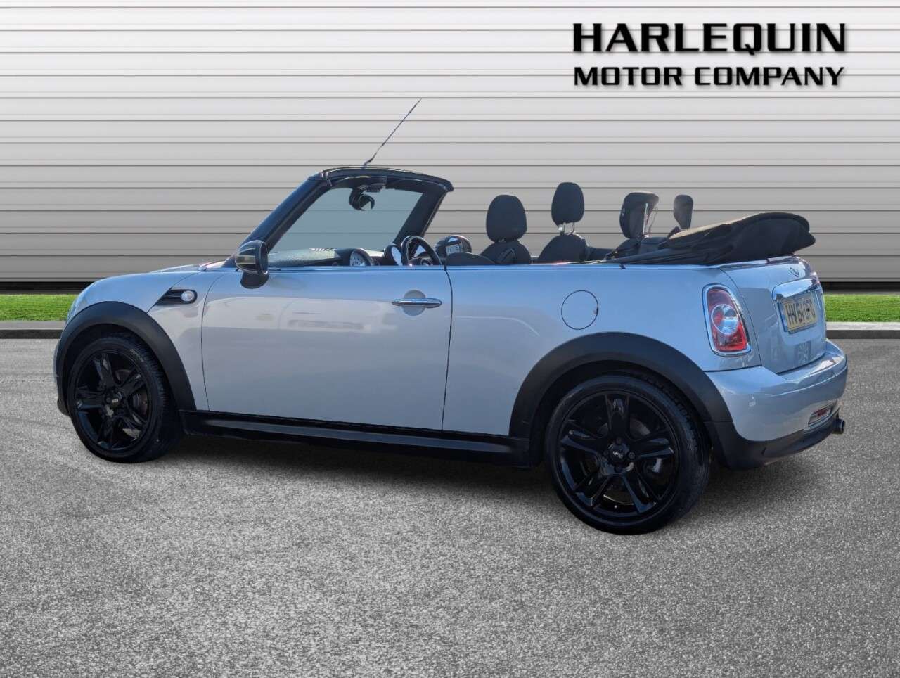2011 MINI CONVERTIBLE 2011 MINI CONVERTIBLE