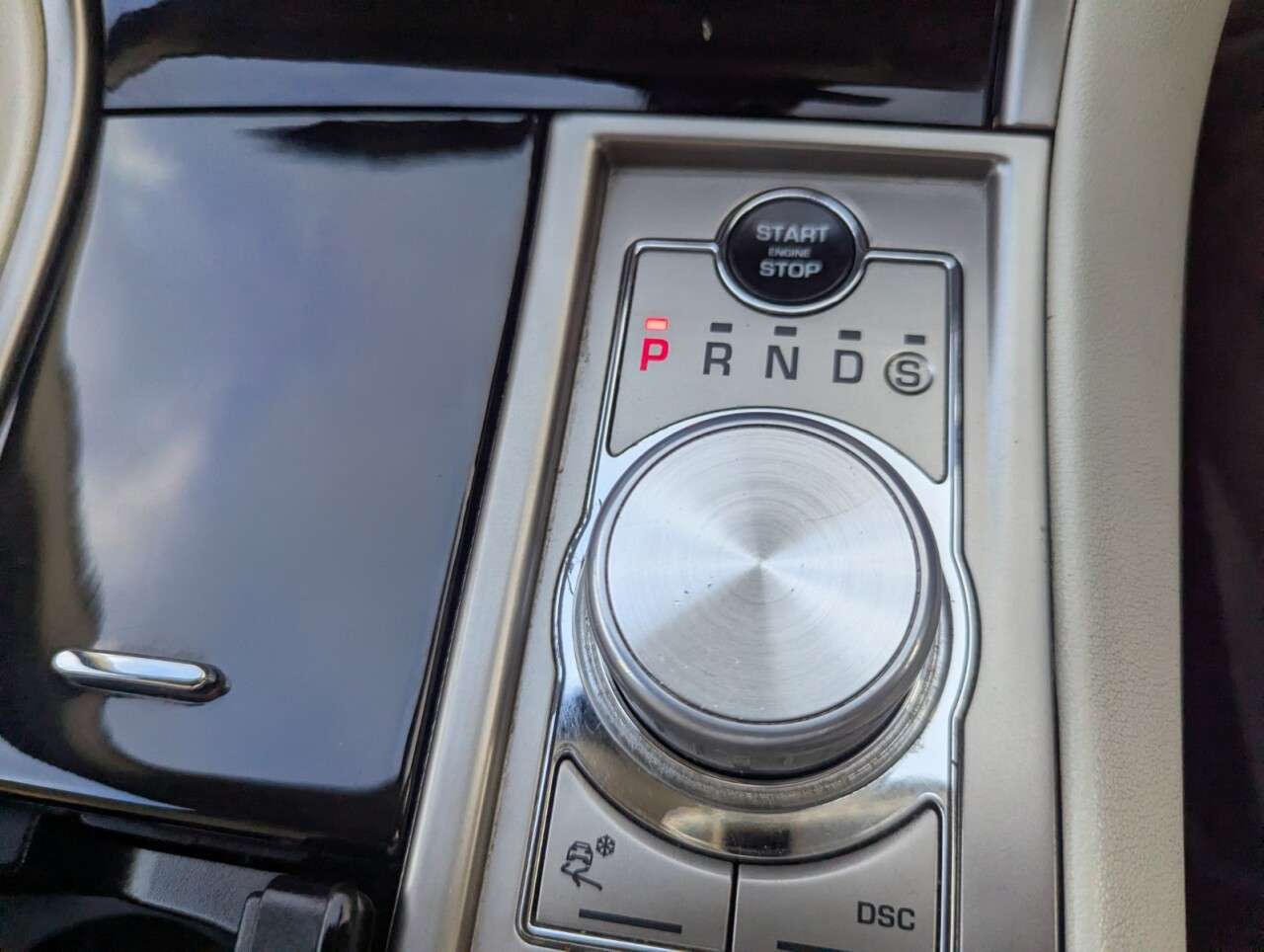 2011 JAGUAR XF 2011 JAGUAR XF