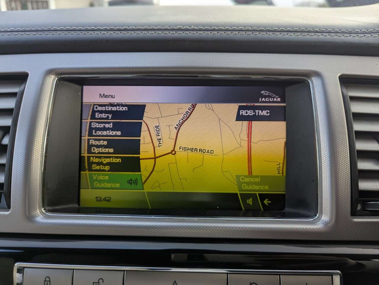 2011 JAGUAR XF 2011 JAGUAR XF