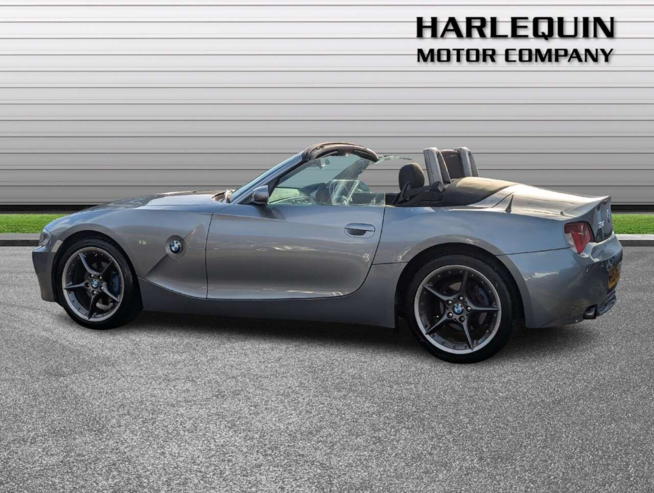 A 2006 BMW Z4 2.0i SE Convertible 2dr Petrol Manual Euro 4 (150 ps) A 2006 BMW Z4 2.0i SE Convertible 2dr Petrol Manual Euro 4 (150 ps)