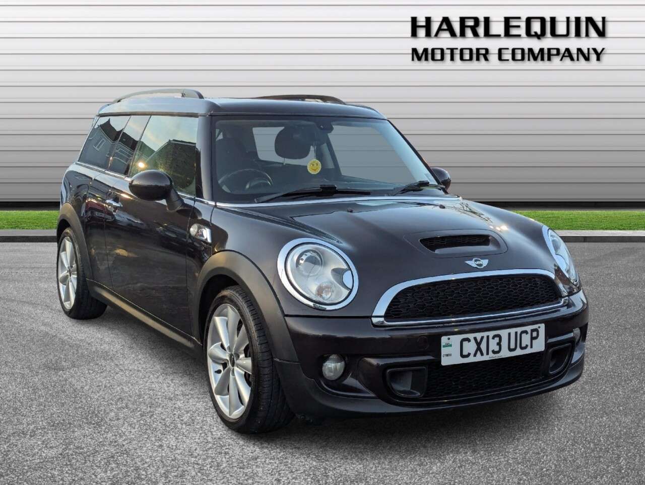A 2013 MINI CLUBMAN 1.6 Cooper S Estate 5dr Petrol Manual Euro 5 (s/s) (184 ps) FULL SERVICE HI A 2013 MINI CLUBMAN 1.6 Cooper S Estate 5dr Petrol Manual Euro 5 (s/s) (184 ps) FULL SERVICE HI