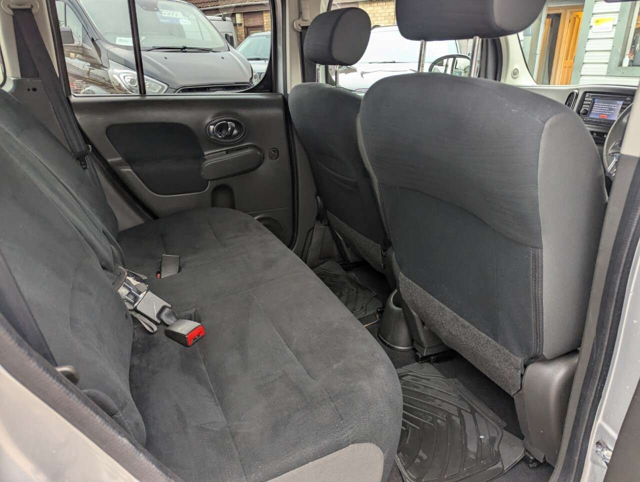 2011 NISSAN CUBE 2011 NISSAN CUBE