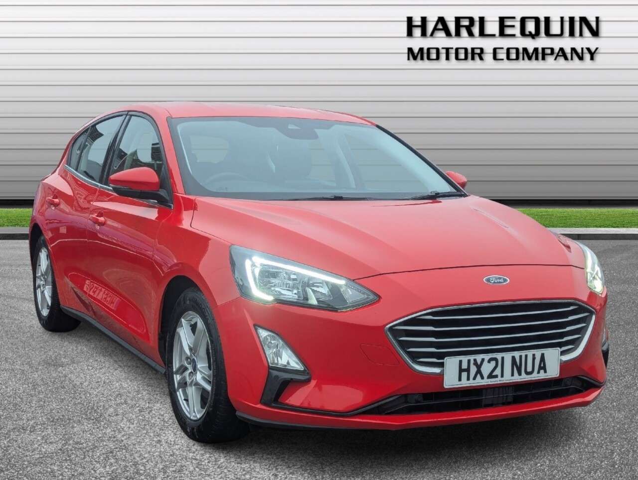 A 2021 FORD FOCUS 1.0T EcoBoost Zetec Hatchback 5dr Petrol Manual Euro 6 (s/s) (125 ps) FULL A 2021 FORD FOCUS 1.0T EcoBoost Zetec Hatchback 5dr Petrol Manual Euro 6 (s/s) (125 ps) FULL