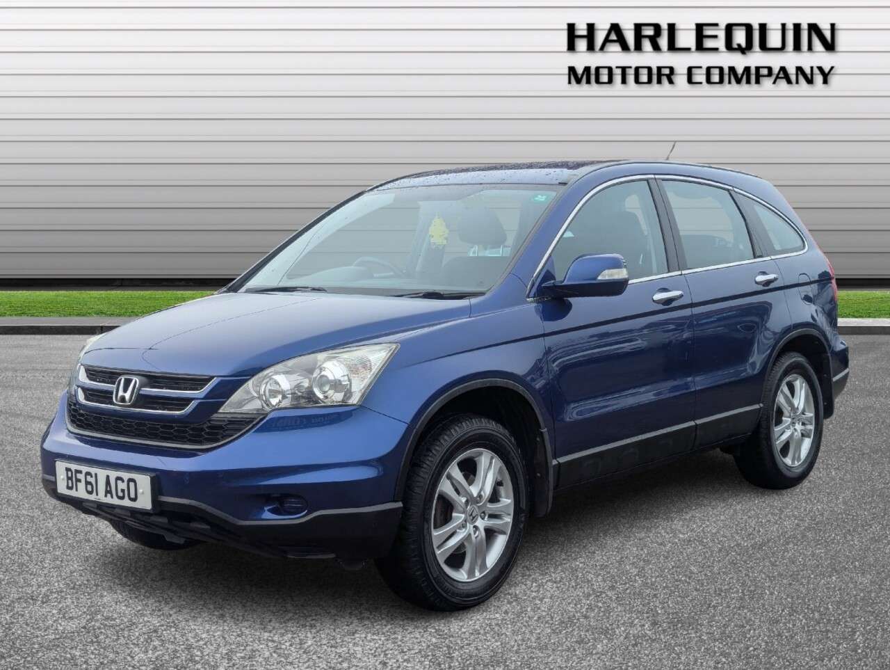 A 2011 HONDA CR-V 2.0 i-VTEC SE-T SUV 5dr Petrol Manual 4WD Euro 5 (150 ps) SERVICE HISTORY B A 2011 HONDA CR-V 2.0 i-VTEC SE-T SUV 5dr Petrol Manual 4WD Euro 5 (150 ps) SERVICE HISTORY B