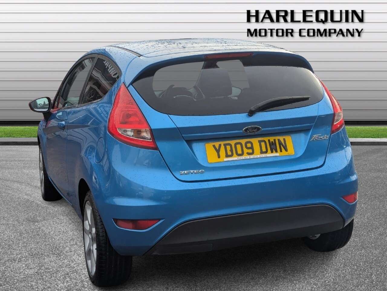 A 2009 FORD FIESTA 1.25 Zetec Hatchback 3dr Petrol Manual (133 g/km, 81 bhp) SERVICE HISTORY I A 2009 FORD FIESTA 1.25 Zetec Hatchback 3dr Petrol Manual (133 g/km, 81 bhp) SERVICE HISTORY I