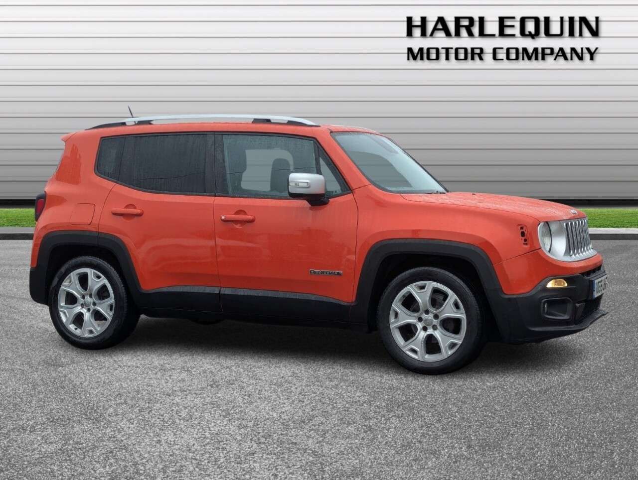 A 2015 JEEP RENEGADE 1.4T MultiAirII Limited SUV 5dr Petrol DDCT Euro 6 (s/s) (140 ps) A 2015 JEEP RENEGADE 1.4T MultiAirII Limited SUV 5dr Petrol DDCT Euro 6 (s/s) (140 ps)