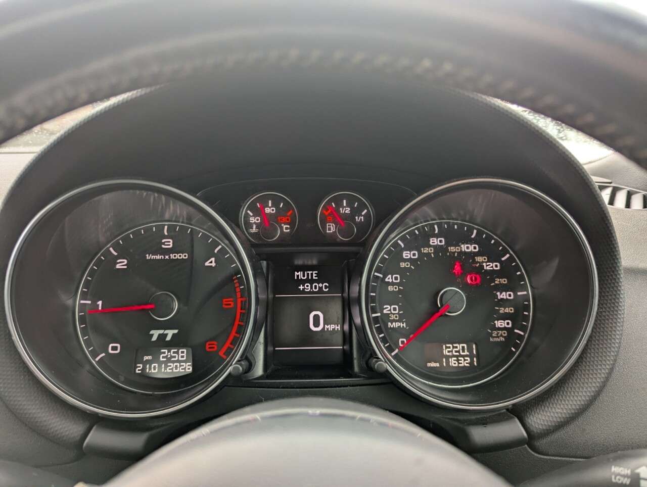 2011 AUDI TT 2011 AUDI TT