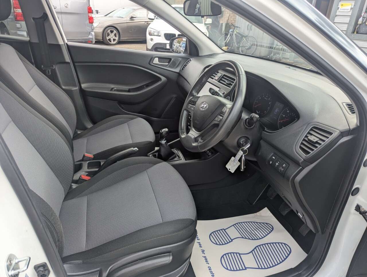A 2019 HYUNDAI I20 1.2 Play Hatchback 5dr Petrol Manual Euro 6 (s/s) (84 ps) FULL SERVICE HIST A 2019 HYUNDAI I20 1.2 Play Hatchback 5dr Petrol Manual Euro 6 (s/s) (84 ps) FULL SERVICE HIST