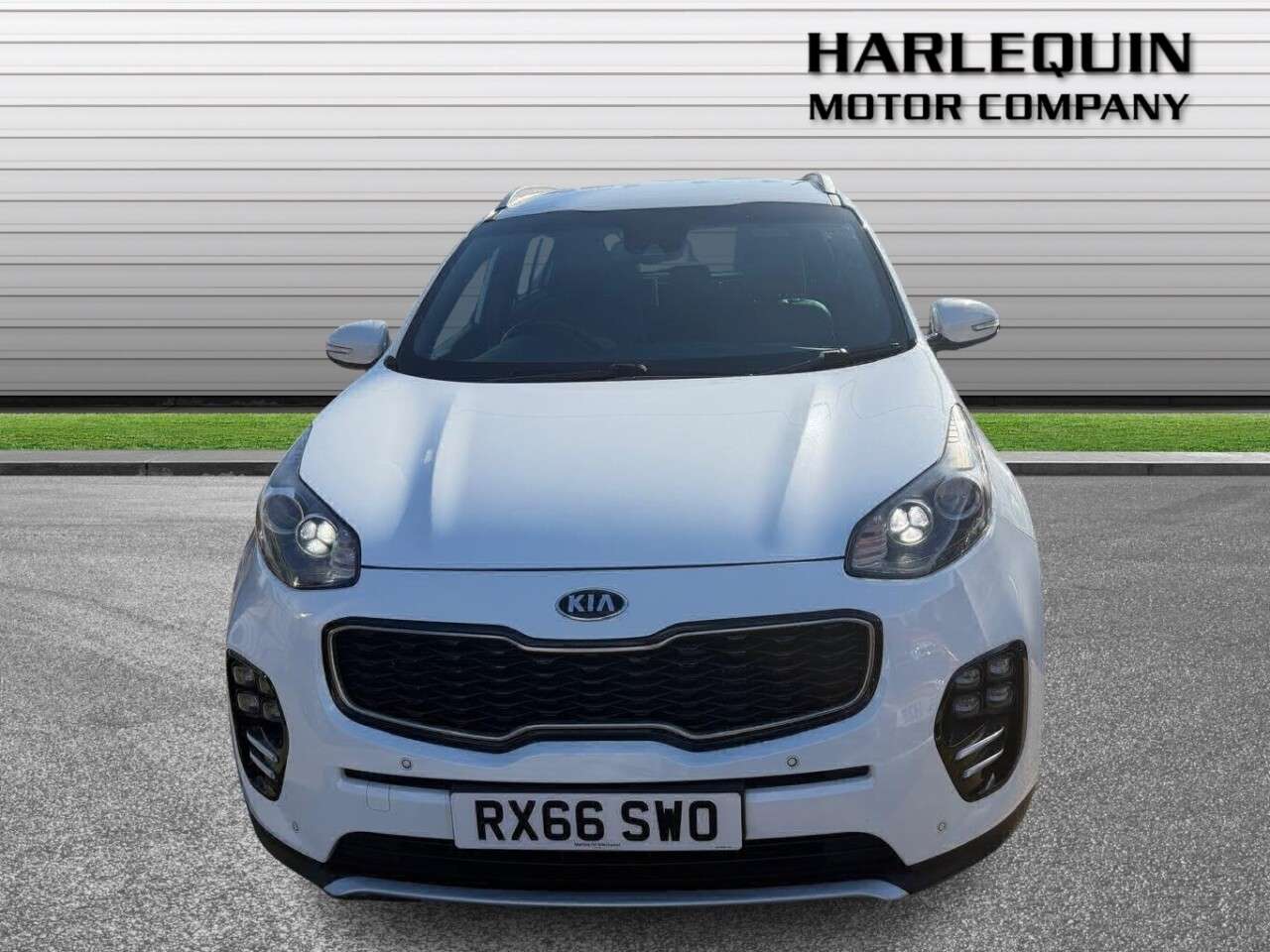 A 2016 KIA SPORTAGE 2.0 CRDi GT-Line SUV 5dr Diesel Manual AWD Euro 6 (134 bhp) FULL SERVICE HI A 2016 KIA SPORTAGE 2.0 CRDi GT-Line SUV 5dr Diesel Manual AWD Euro 6 (134 bhp) FULL SERVICE HI