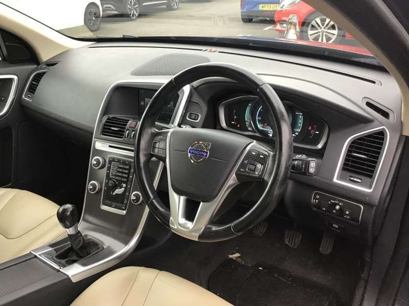 2014 VOLVO XC60 2014 VOLVO XC60