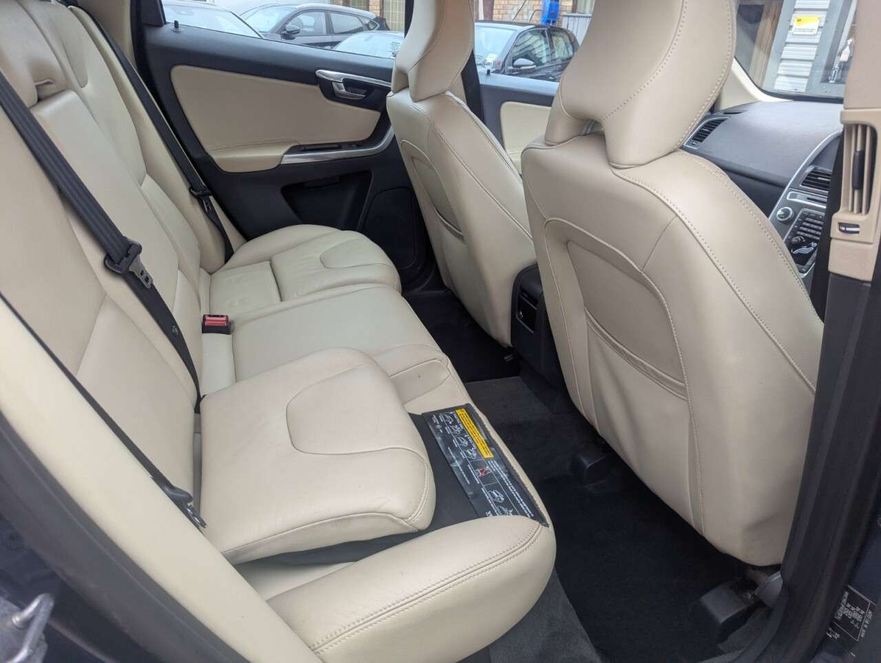 2014 VOLVO XC60 2014 VOLVO XC60