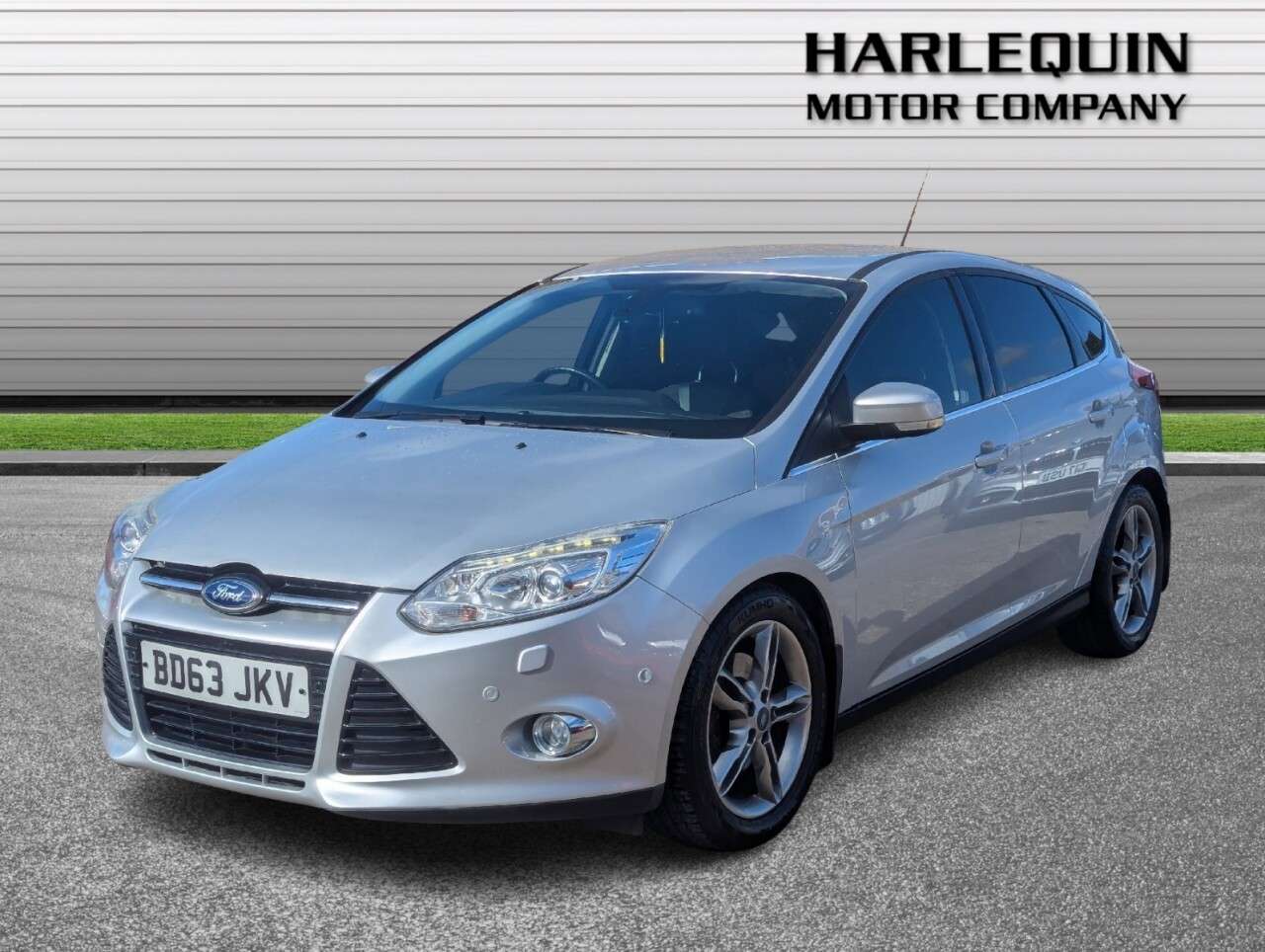 A 2013 FORD FOCUS 2.0 TDCi Titanium X Hatchback 5dr Diesel Powershift Euro 5 (163 ps) FSH-SAT A 2013 FORD FOCUS 2.0 TDCi Titanium X Hatchback 5dr Diesel Powershift Euro 5 (163 ps) FSH-SAT