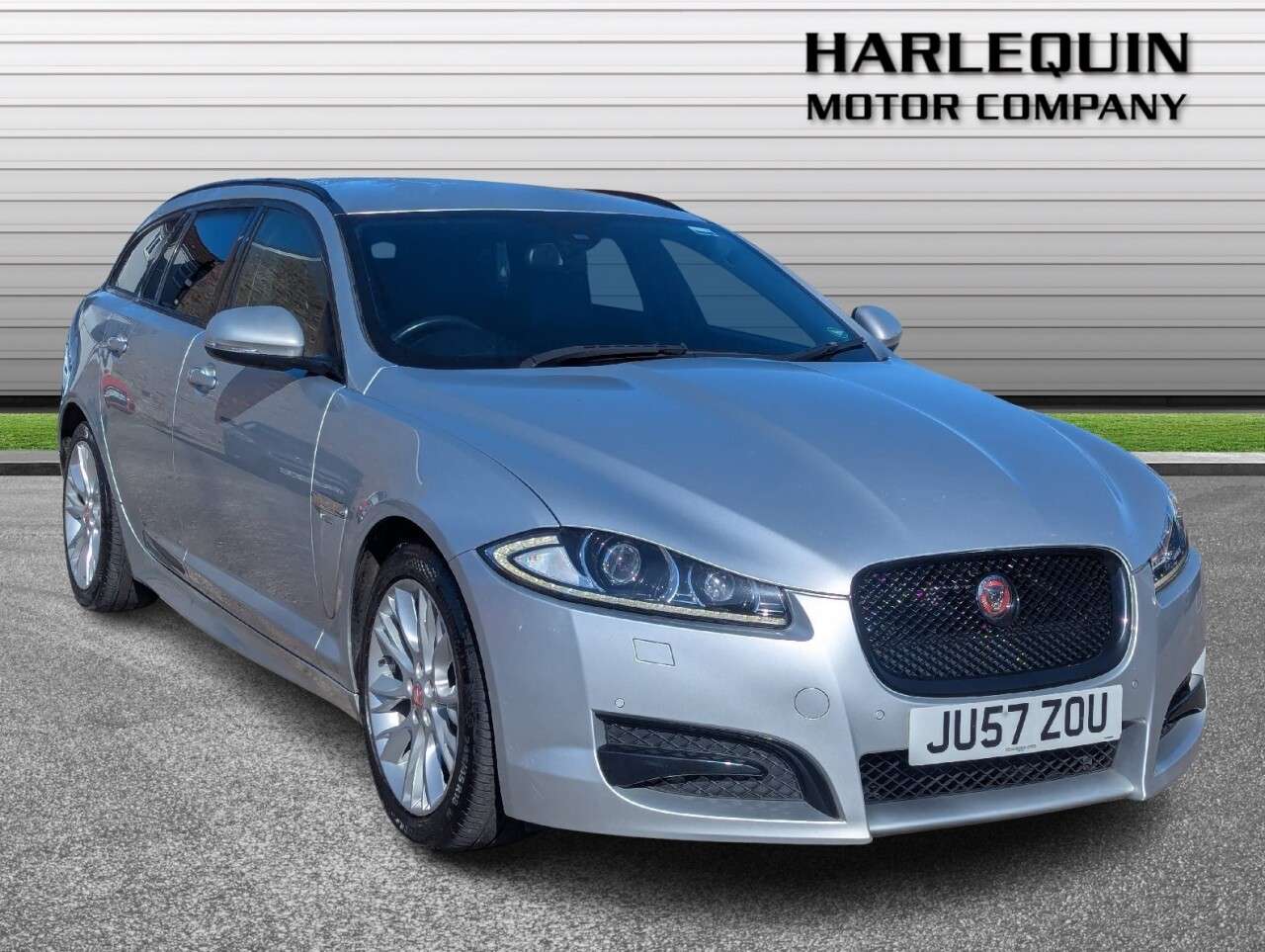 A 2015 JAGUAR XF 2.2d R-Sport Sportbrake 5dr Diesel Auto Euro 5 (s/s) (200 ps) FULL JAGUAR S A 2015 JAGUAR XF 2.2d R-Sport Sportbrake 5dr Diesel Auto Euro 5 (s/s) (200 ps) FULL JAGUAR S