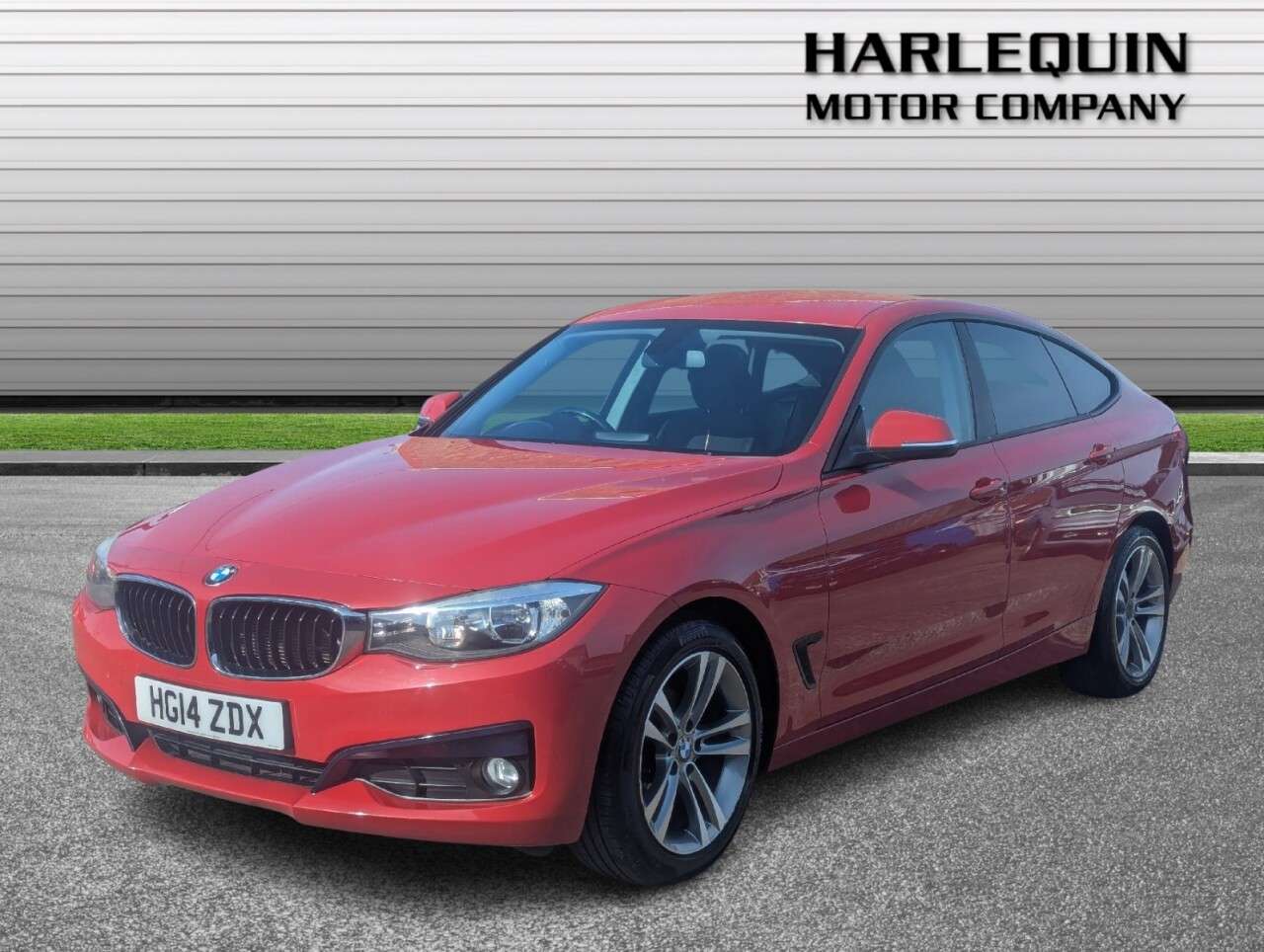 A 2014 BMW 3 SERIES GRAN TURISMO 2.0 318d Sport GT 5dr Diesel Manual Euro 5 (s/s) (143 ps) FULL BMW SERVICE A 2014 BMW 3 SERIES GRAN TURISMO 2.0 318d Sport GT 5dr Diesel Manual Euro 5 (s/s) (143 ps) FULL BMW SERVICE