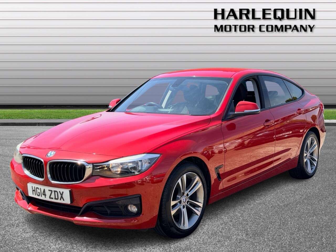 A 2014 BMW 3 SERIES GRAN TURISMO 2.0 318d Sport GT 5dr Diesel Manual Euro 5 (s/s) (143 ps) FULL BMW SERVICE A 2014 BMW 3 SERIES GRAN TURISMO 2.0 318d Sport GT 5dr Diesel Manual Euro 5 (s/s) (143 ps) FULL BMW SERVICE