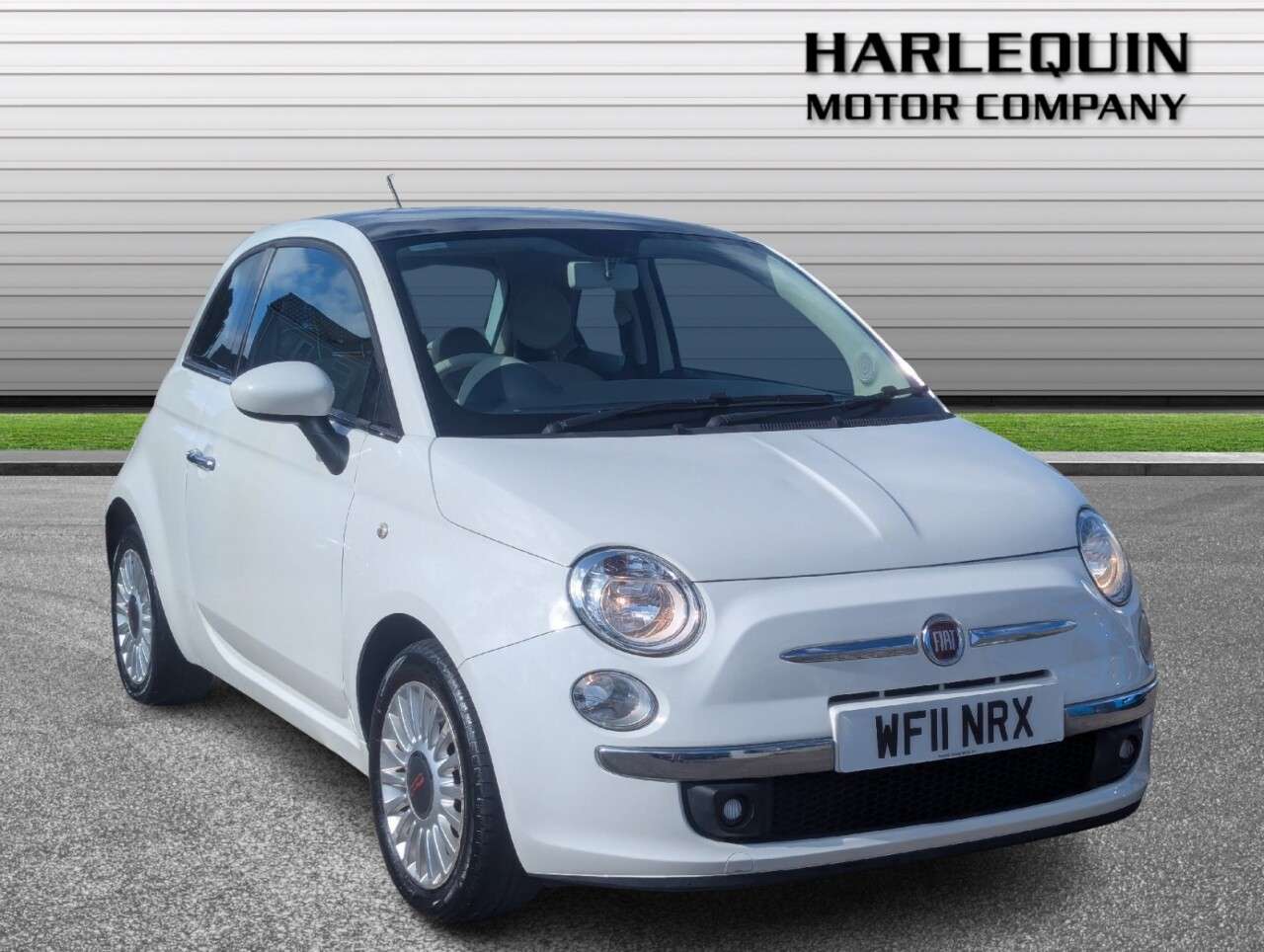 A 2011 FIAT 500 1.2 Lounge Hatchback 3dr Petrol Manual Euro 5 (s/s) (69 bhp) FULL SERVICE H A 2011 FIAT 500 1.2 Lounge Hatchback 3dr Petrol Manual Euro 5 (s/s) (69 bhp) FULL SERVICE H