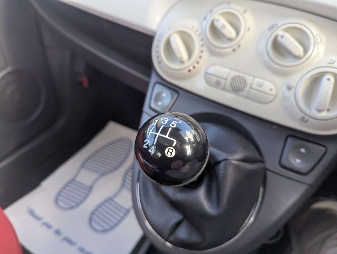 2011 FIAT 500 2011 FIAT 500