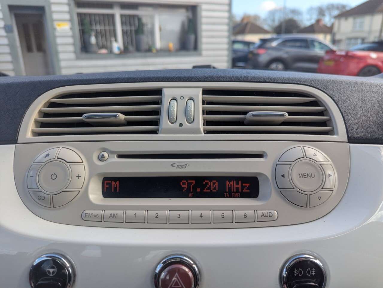 2011 FIAT 500 2011 FIAT 500