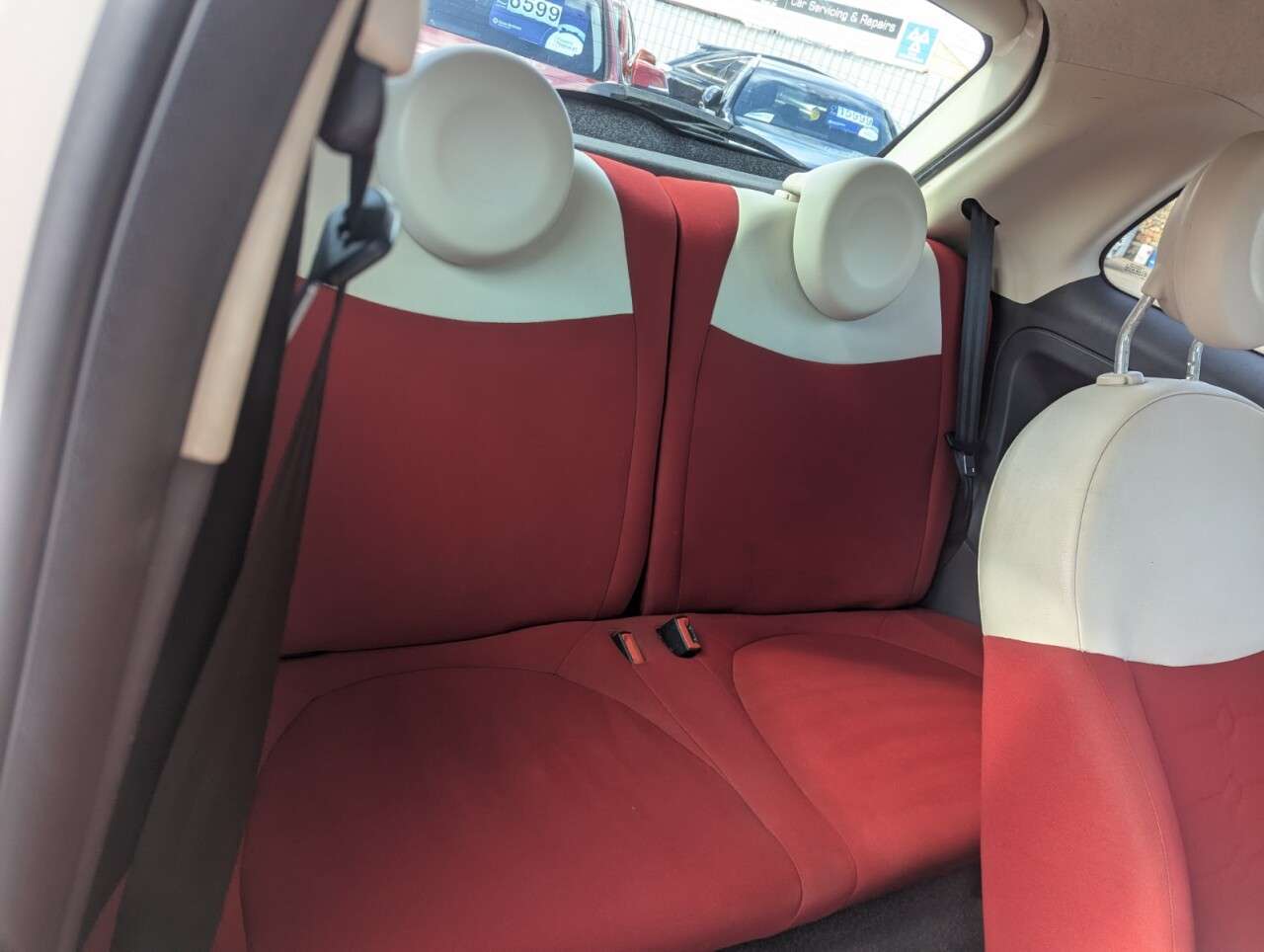 2011 FIAT 500 2011 FIAT 500