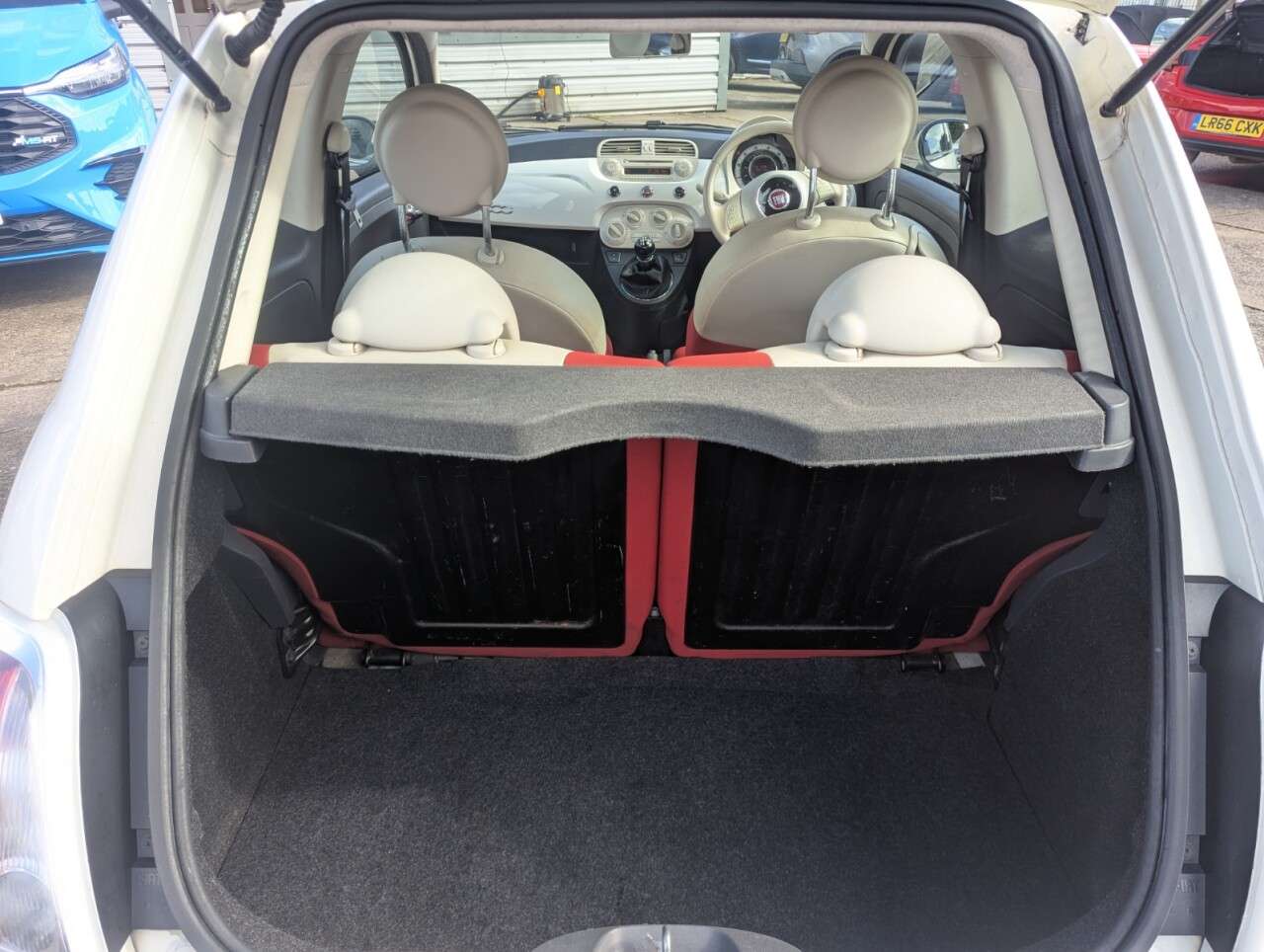 2011 FIAT 500 2011 FIAT 500