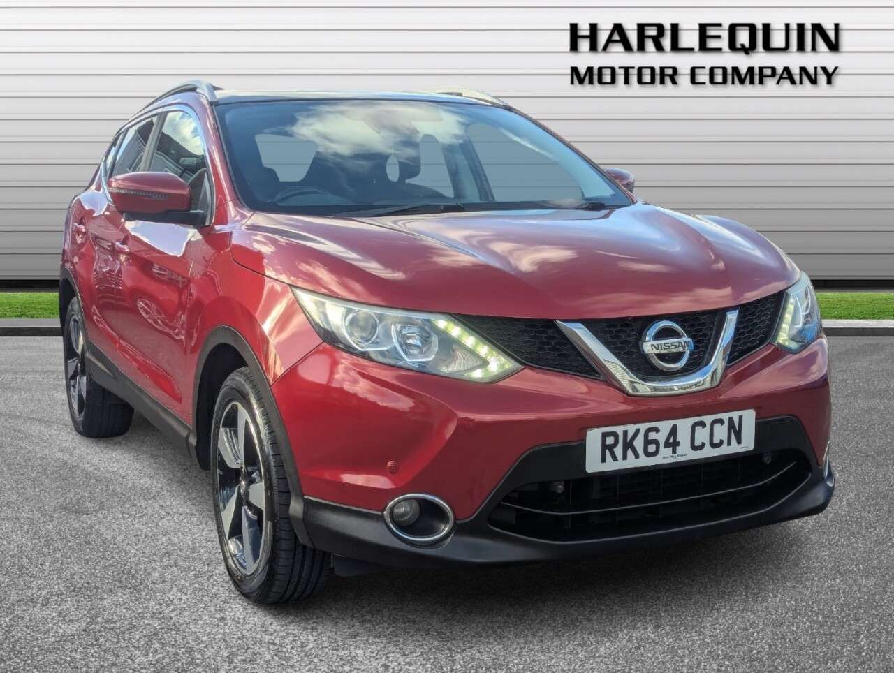 A 2014 NISSAN QASHQAI 1.5 dCi n-tec+ SUV 5dr Diesel Manual 2WD Euro 5 (s/s) (110 ps) FULL SERVICE A 2014 NISSAN QASHQAI 1.5 dCi n-tec+ SUV 5dr Diesel Manual 2WD Euro 5 (s/s) (110 ps) FULL SERVICE