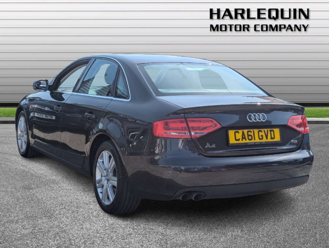 A 2012 AUDI A4 2.0 TDI SE Saloon 4dr Diesel Manual Euro 5 (s/s) (143 ps) SERVICE HISTORY A A 2012 AUDI A4 2.0 TDI SE Saloon 4dr Diesel Manual Euro 5 (s/s) (143 ps) SERVICE HISTORY A