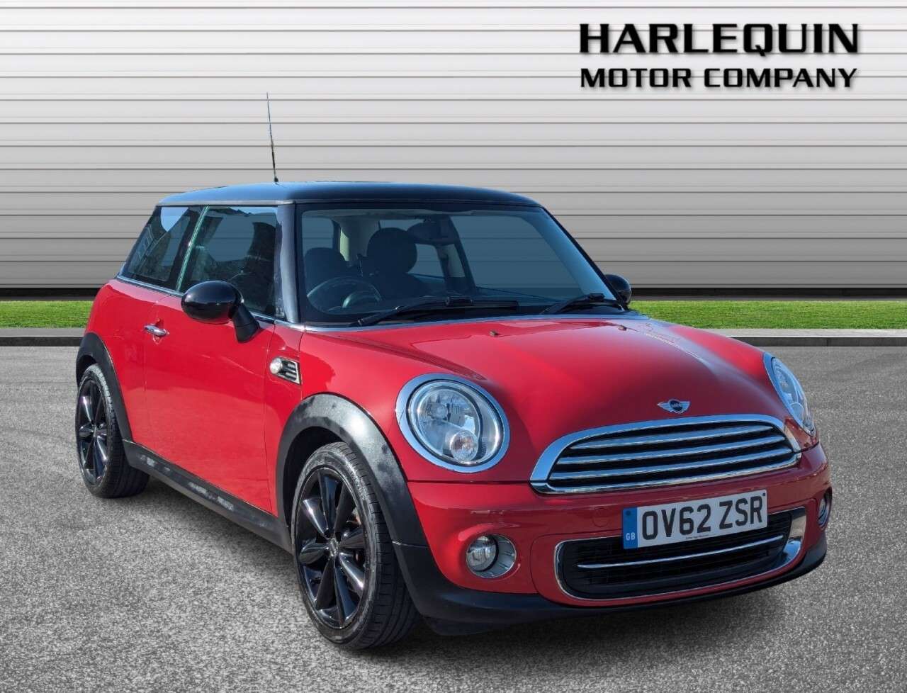 A 2012 MINI HATCH 1.6 Cooper Hatchback 3dr Petrol Manual Euro 5 (s/s) (122 ps) SERVICE HISTOR A 2012 MINI HATCH 1.6 Cooper Hatchback 3dr Petrol Manual Euro 5 (s/s) (122 ps) SERVICE HISTOR