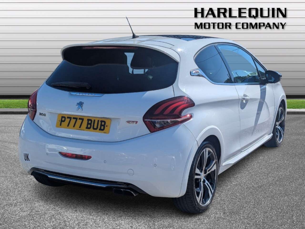 2017 PEUGEOT 208 2017 PEUGEOT 208