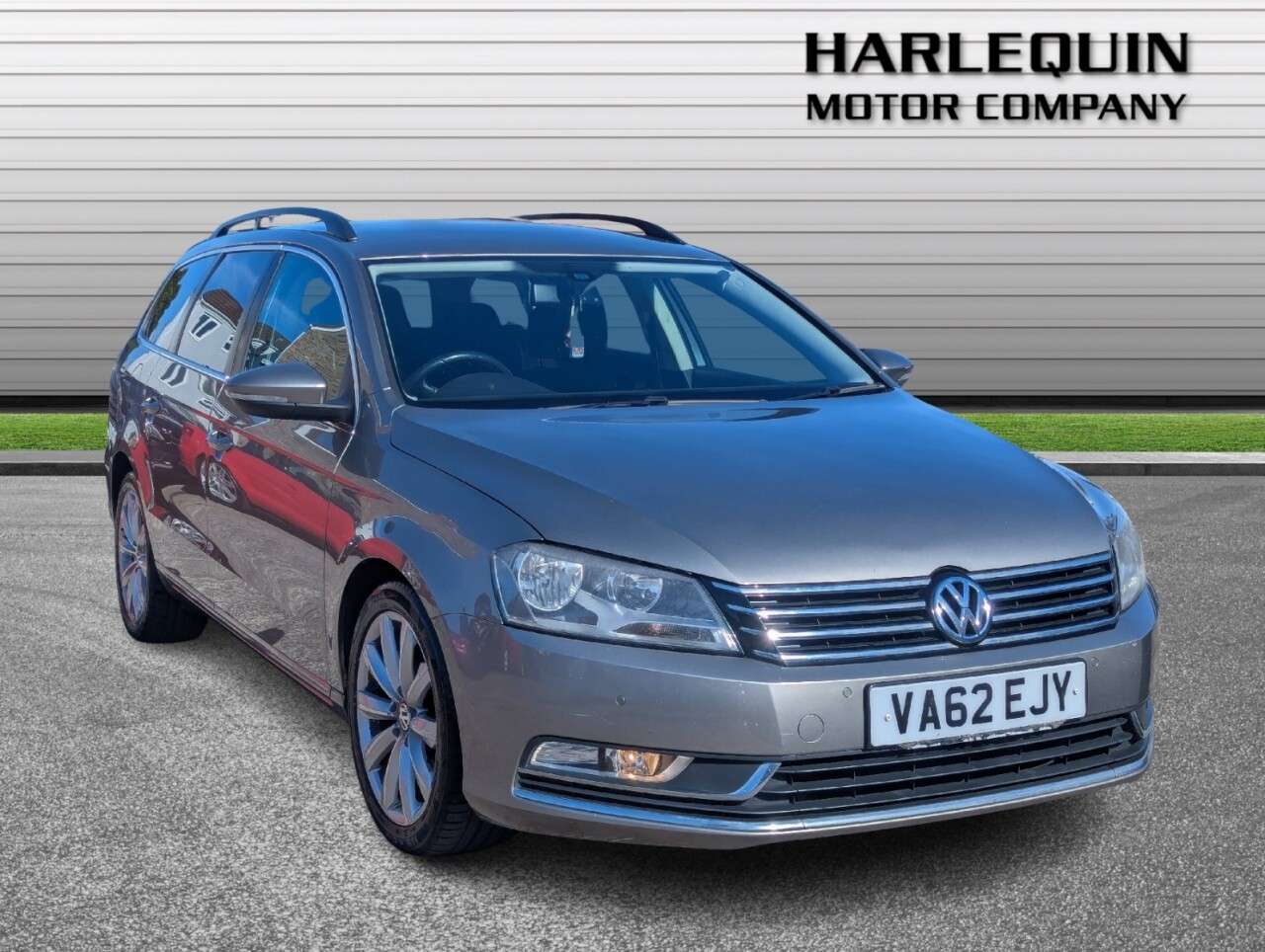 A 2013 VOLKSWAGEN PASSAT 2.0 TDI BlueMotion Tech Highline Estate 5dr Diesel Manual Euro 5 (s/s) (140 A 2013 VOLKSWAGEN PASSAT 2.0 TDI BlueMotion Tech Highline Estate 5dr Diesel Manual Euro 5 (s/s) (140