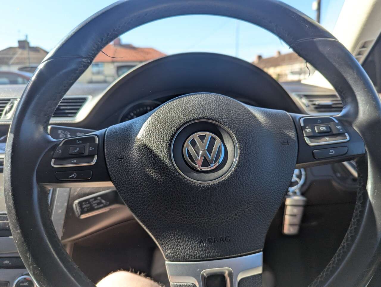 2013 VOLKSWAGEN PASSAT 2013 VOLKSWAGEN PASSAT