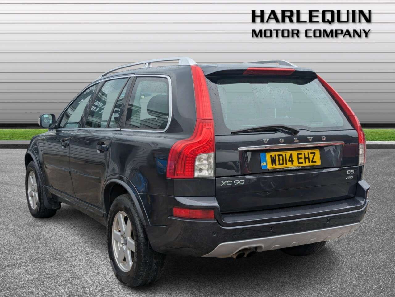 A 2014 VOLVO XC90 2.4 D5 ES SUV 5dr Diesel Geartronic 4WD Euro 5 (200 ps) 1 OWN FULL/ HIST IN A 2014 VOLVO XC90 2.4 D5 ES SUV 5dr Diesel Geartronic 4WD Euro 5 (200 ps) 1 OWN FULL/ HIST IN