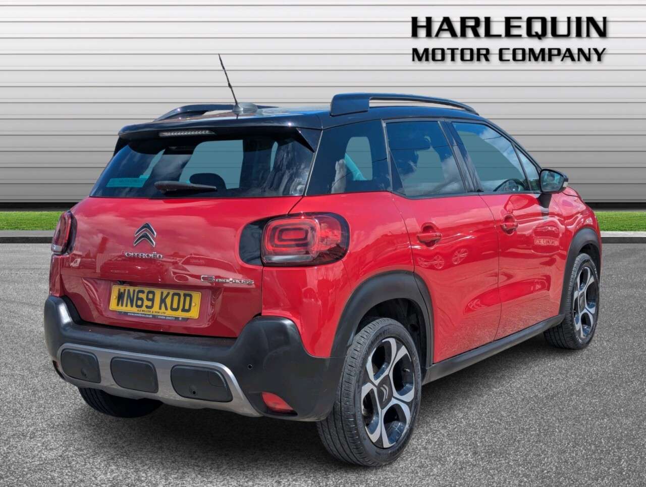 A 2019 CITROEN C3 AIRCROSS 1.2 PureTech Flair SUV 5dr Petrol Manual 6 Spd Euro 6 (s/s) (110 ps) FULL S A 2019 CITROEN C3 AIRCROSS 1.2 PureTech Flair SUV 5dr Petrol Manual 6 Spd Euro 6 (s/s) (110 ps) FULL S