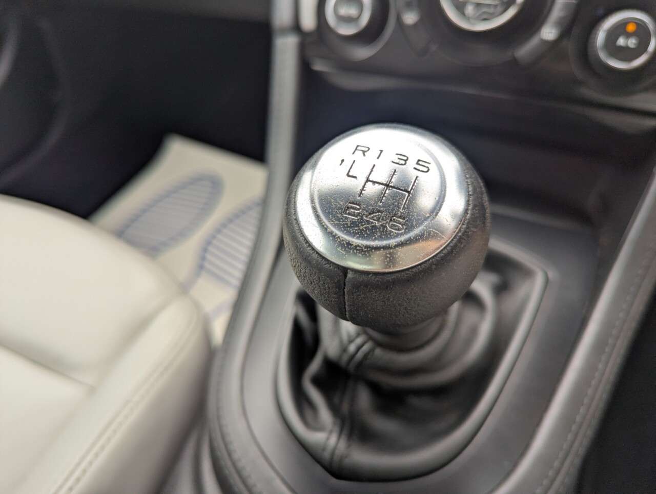 2010 PEUGEOT RCZ 2010 PEUGEOT RCZ