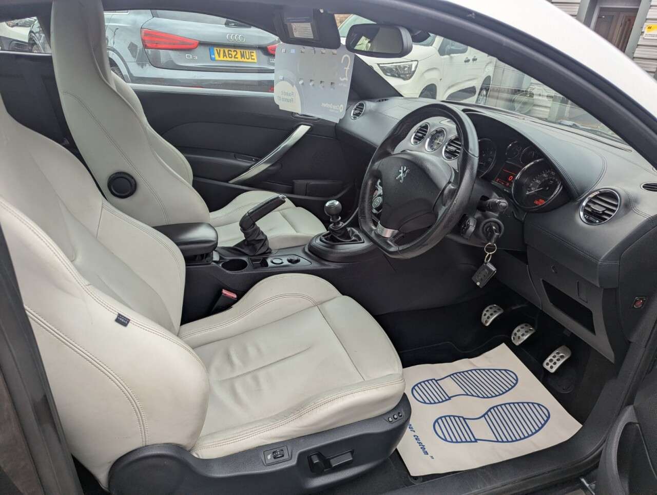 A 2010 PEUGEOT RCZ 1.6 THP GT Coupe 2dr Petrol Manual Euro 5 (200 ps) FULL SERVICE HISTORY 14 A 2010 PEUGEOT RCZ 1.6 THP GT Coupe 2dr Petrol Manual Euro 5 (200 ps) FULL SERVICE HISTORY 14