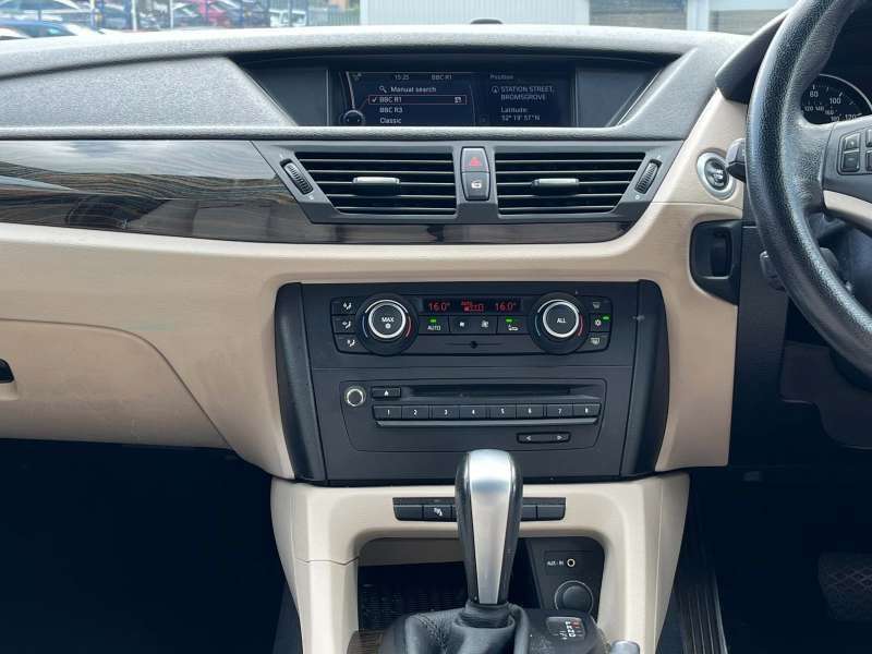 2011 BMW X1 2011 BMW X1