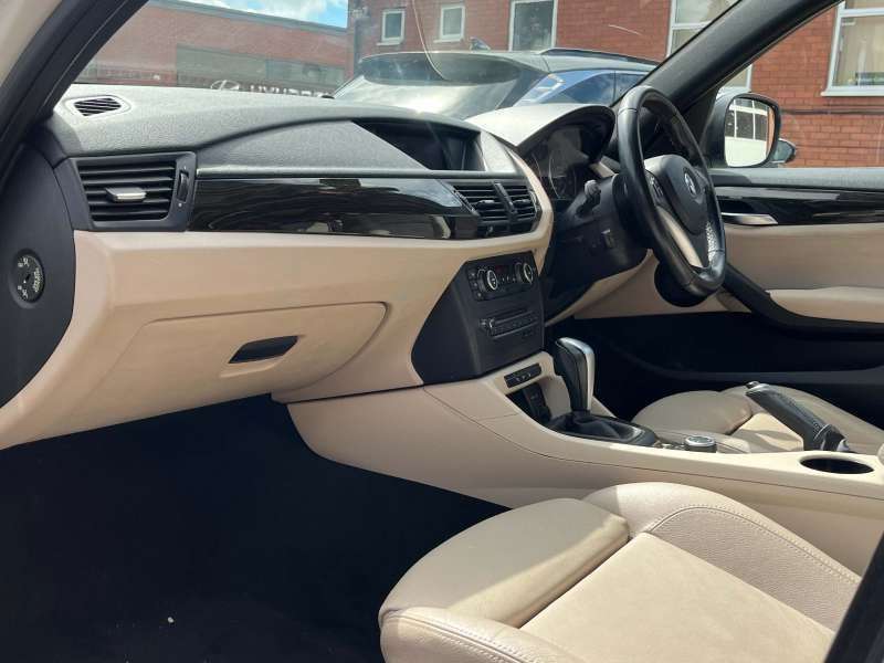2011 BMW X1 2011 BMW X1