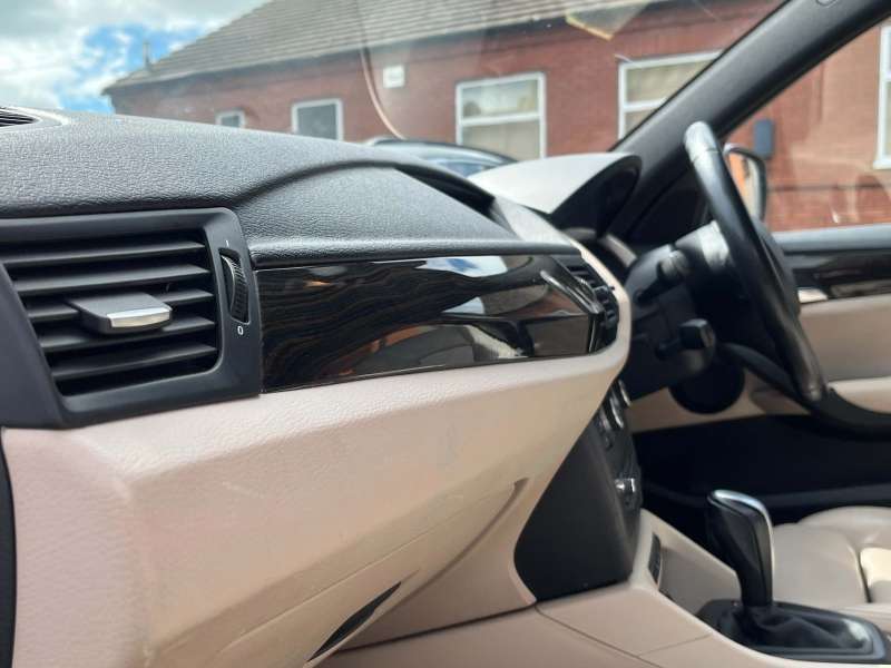 2011 BMW X1 2011 BMW X1