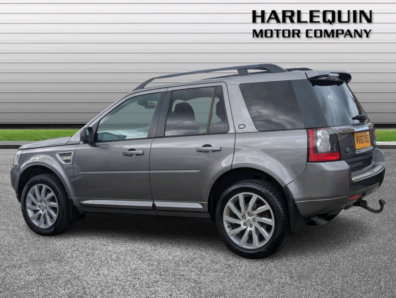 A 2010 LAND ROVER FREELANDER 2 2.2 SD4 HSE SUV 5dr Diesel CommandShift 4WD Euro 5 (190 ps) SAT NAV PANORAM A 2010 LAND ROVER FREELANDER 2 2.2 SD4 HSE SUV 5dr Diesel CommandShift 4WD Euro 5 (190 ps) SAT NAV PANORAM