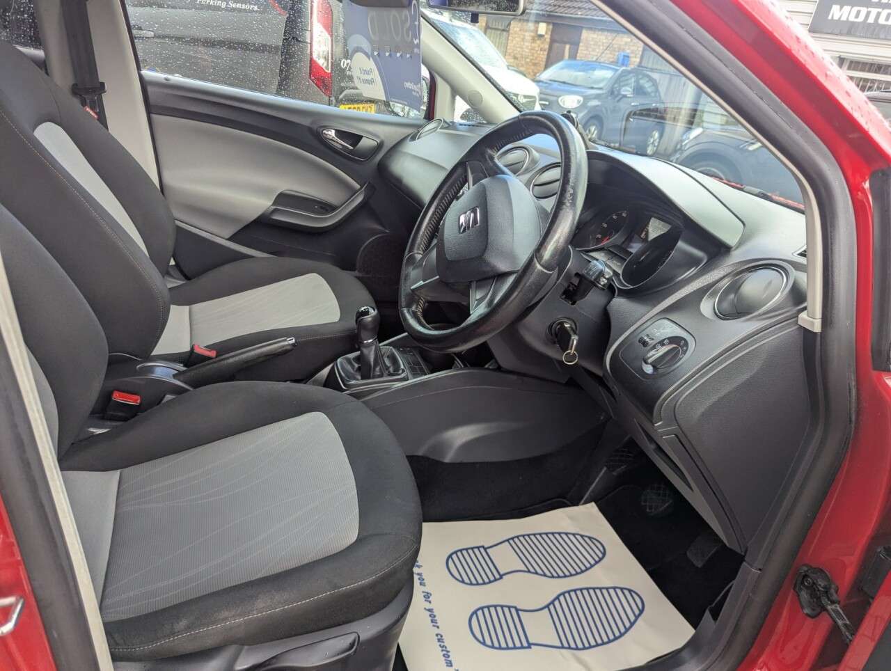 A 2014 SEAT IBIZA 1.4 Toca Hatchback 5dr Petrol Manual Euro 5 (85 ps) FULL SERVICE HISTORY A 2014 SEAT IBIZA 1.4 Toca Hatchback 5dr Petrol Manual Euro 5 (85 ps) FULL SERVICE HISTORY
